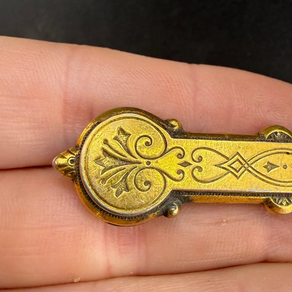 Vintage Victorian Bar Brooch Gold Tone Engraved Floral